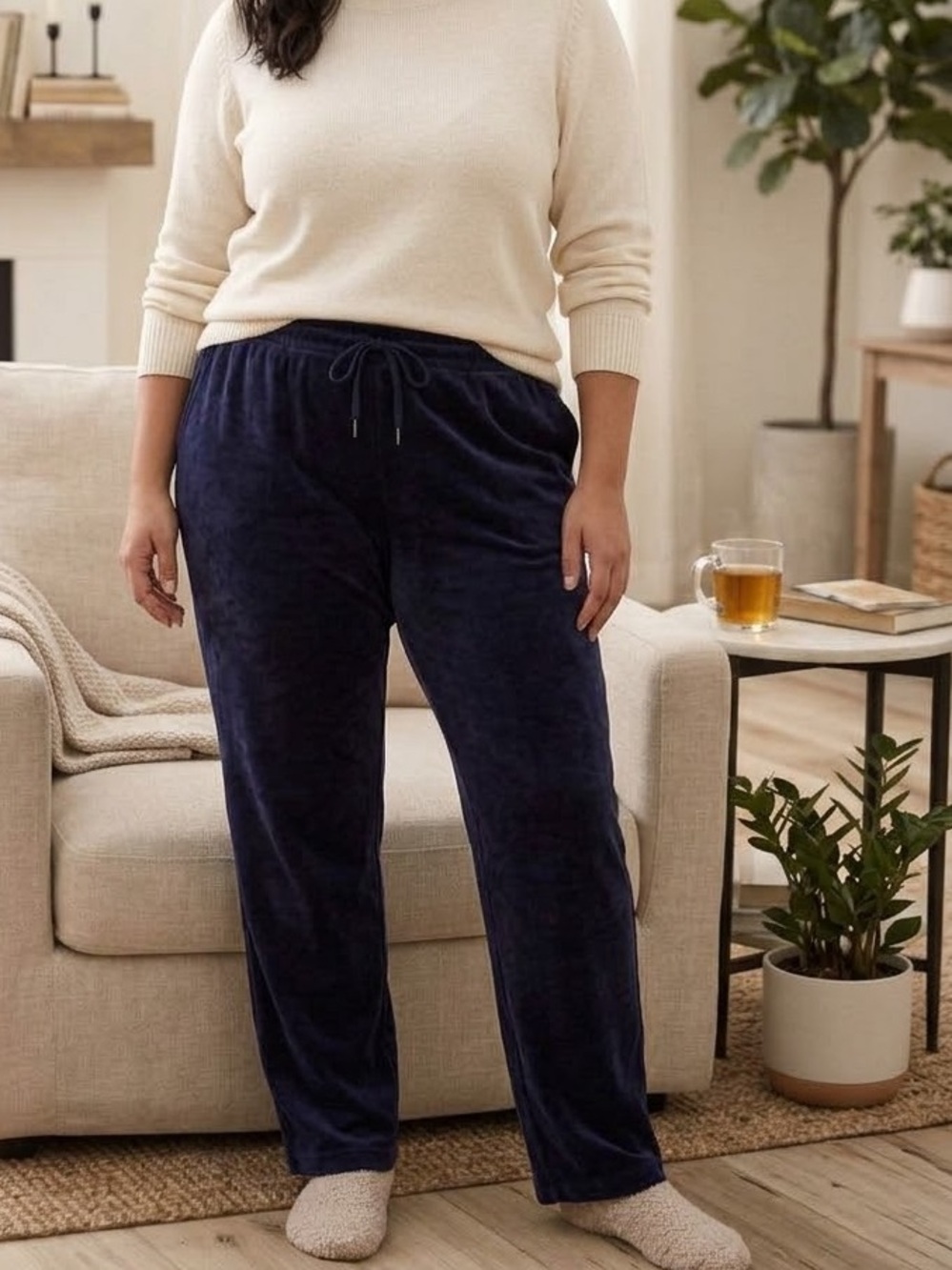 Gloria Vanderbilt Navy Velour Jogger Pants